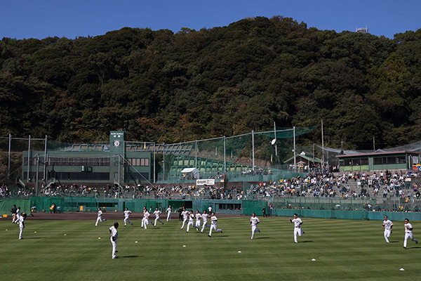 ニュース 週刊虎スポ 天高く虎吠ゆる安芸 阪神タイガース 公式サイト