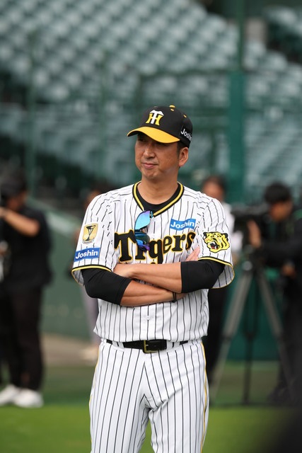 阪神タイガース創設90周年記念オブジェコンプセット 藤川球児 近