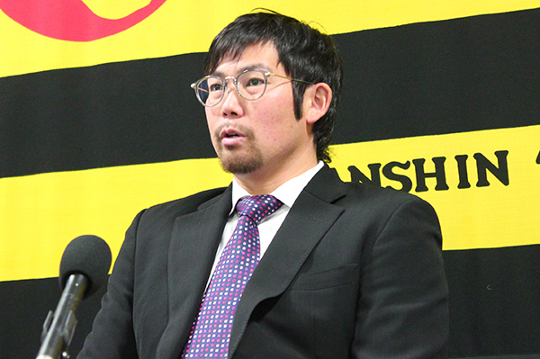 ニュース - チーム - 岩田稔選手が契約更改｜阪神タイガース 公式サイト