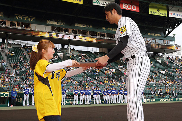 ニュース - チーム - 球団選定3・4月度月間最優秀選手に桑原謙