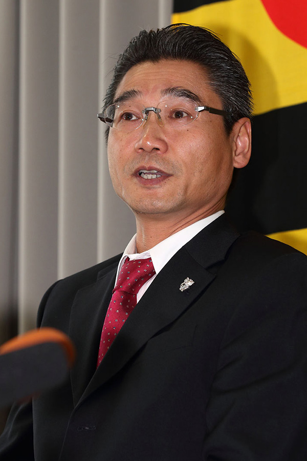 ニュース - チーム - 山崎憲晴選手入団会見|阪神タイガース ニュース - チーム - 山崎憲晴選手入団会見|阪神タイガース