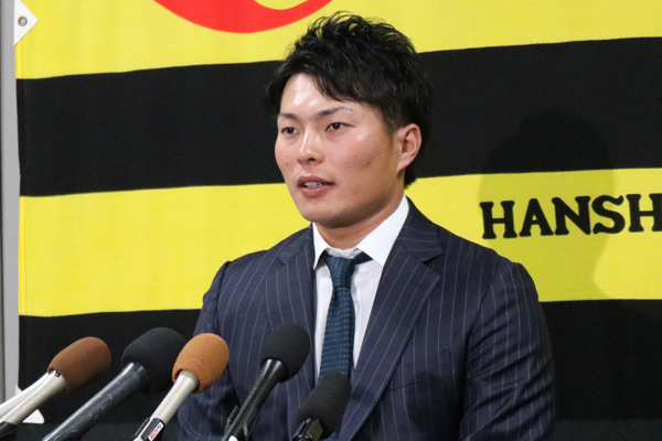 ニュース チーム 北條史也選手が契約更改 阪神タイガース 公式サイト