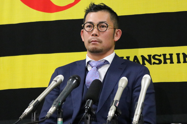 ニュース - チーム - 岩田稔選手が契約更改｜阪神タイガース 公式サイト