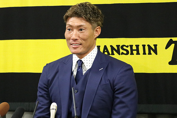 ニュース - チーム - 糸井嘉男選手が契約更改｜阪神タイガース