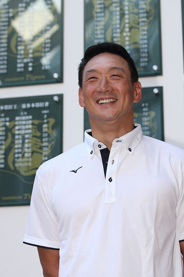阪神タイガース金本元監督 金本知憲 - Wikipedia