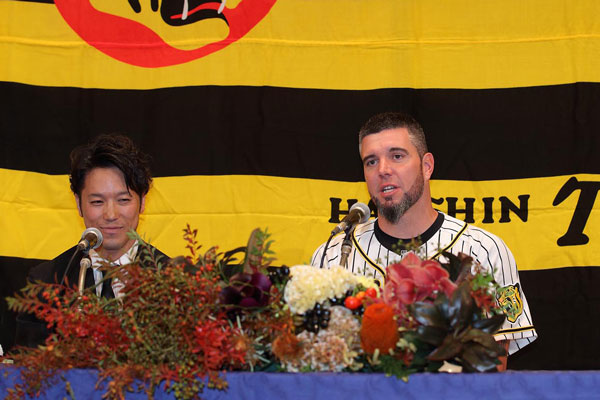 ニュース - チーム - メッセンジャー選手が引退会見｜阪神タイガース