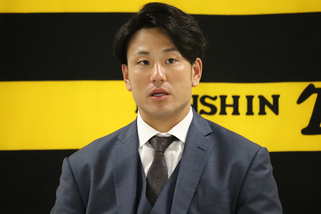 ニュース - チーム - 中谷選手、江越選手、坂本選手が契約更改