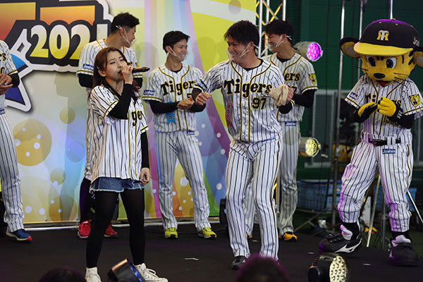 阪神タイガース ファン感謝デー2022 レフト外野指定ペア