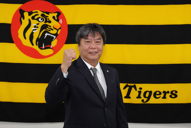 ニュース - チーム - 嶋田バッテリーコーチ、馬場内野守備走塁コーチ