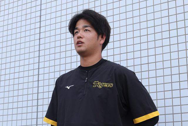 阪神タイガース 髙橋遥人投手 ユニフォーム Lサイズ 阪神タイガース 高橋遥人選手 ホーム レプリカユニフォームL