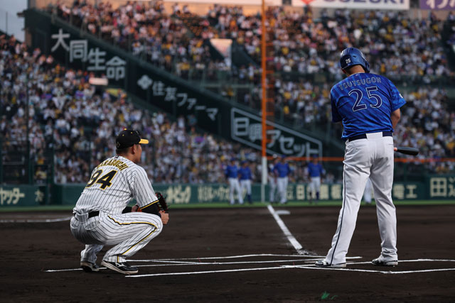 ニュース - チーム - 9/30(月)、阪神甲子園球場にて秋山拓巳選手「ファイナルピッチセレモニー」を開催しました｜阪神タイガース 公式サイト