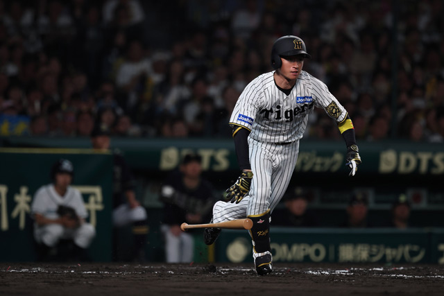 ニュース - チーム - 近本光司選手 公式戦通算1000本安打記録