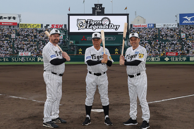 甲子園バックスクリーンテレビ　阪神 甲子園バックスクリーンテレビ 阪神Ω
