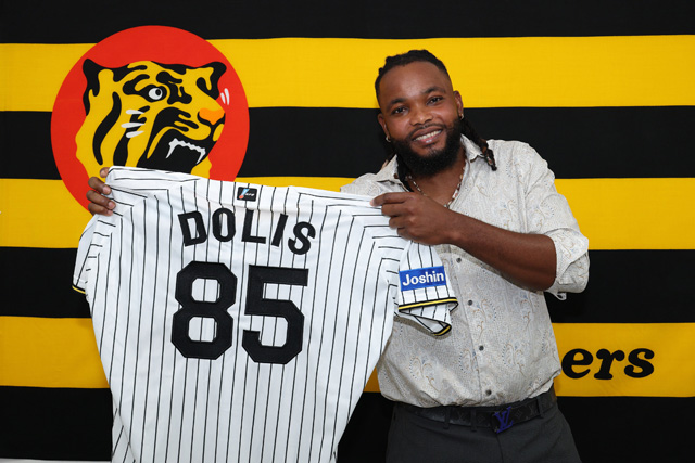 ニュース - チーム - ラファエル・ドリス選手入団会見｜阪神タイガース