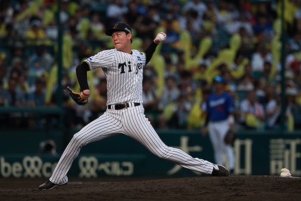 阪神タイガース チャンピオンユニフォーム 及川雅貴選手 阪神タイガース チャンピオンユニフォーム 及川雅貴選手 阪神