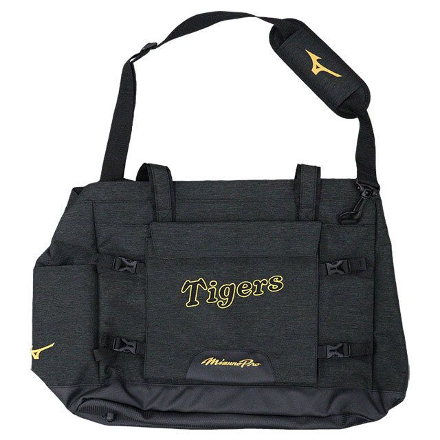 ニュース - グッズ - 『チャンピオンプロコレユニフォーム購入