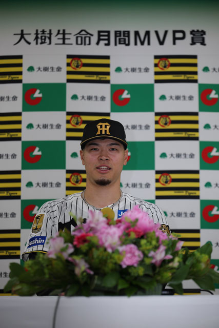 佐藤豪輝様 ニュース - チーム - 佐藤輝明選手『3・4月度大樹生命月間MVP賞 セ
