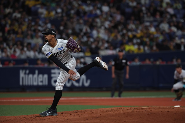 阪神タイガース・読売ジャイアンツ・ヤクルトスワローズ・ボール・練習球・プロ野球 楽天市場】【セリーグ6点セット：送料無料】プロ野球トミカ 東京